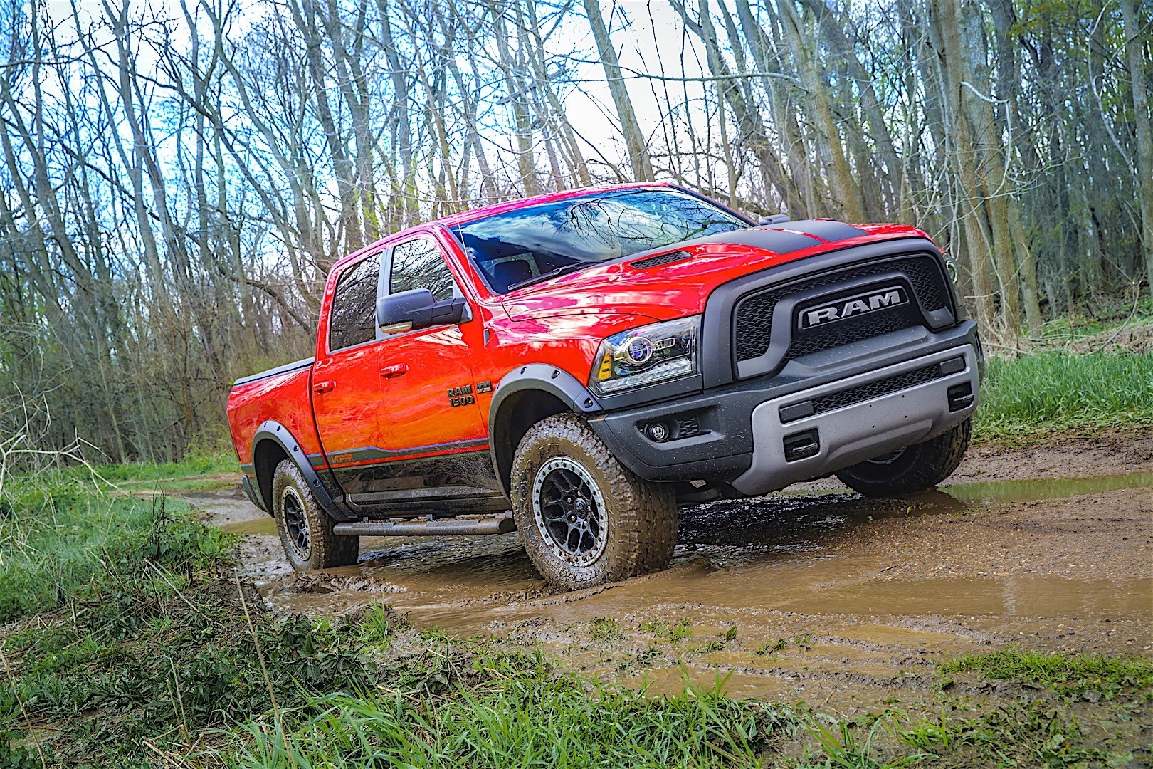 Ram Trucks 1500 photo 27