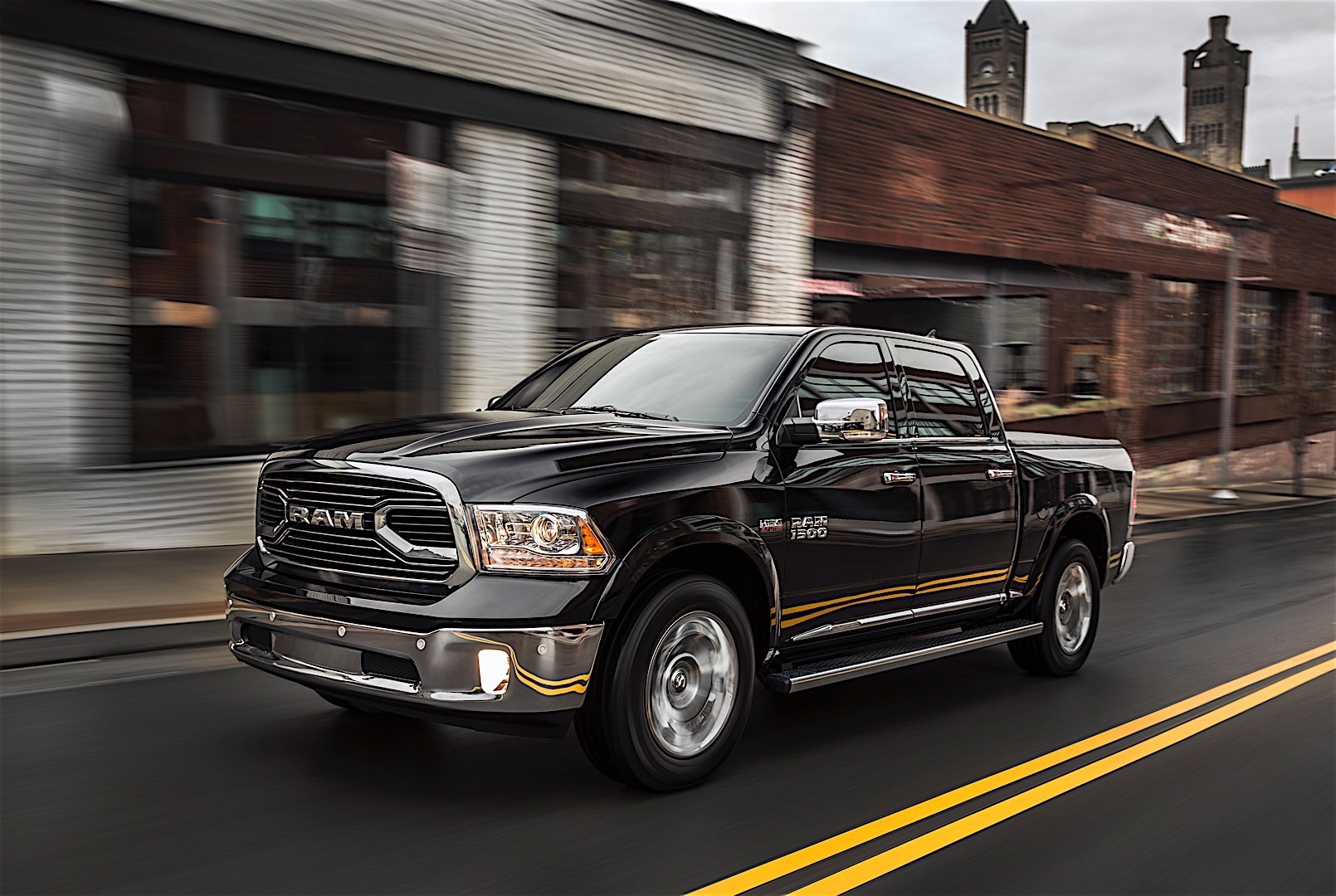 Ram Trucks 1500 photo 36