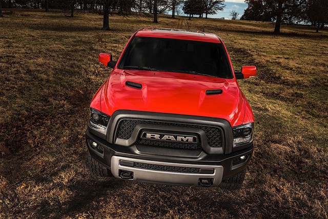 Ram Trucks 1500 photo 40