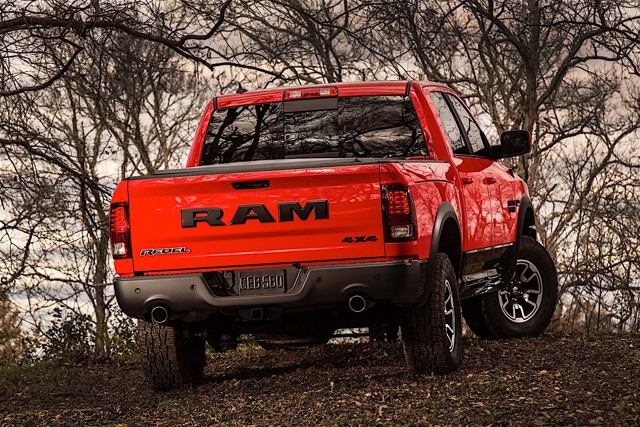 Ram Trucks 1500 photo 44