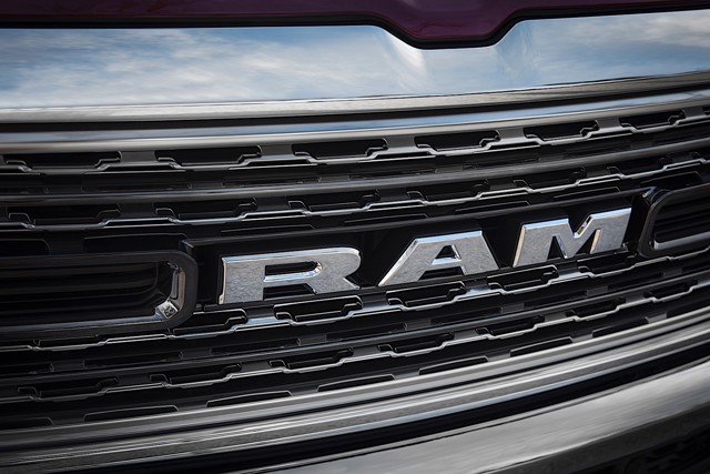 Ram Trucks 1500 photo 10