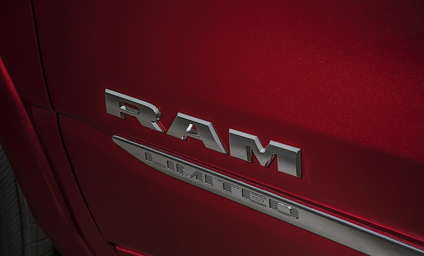 Ram Trucks 1500 photo 13