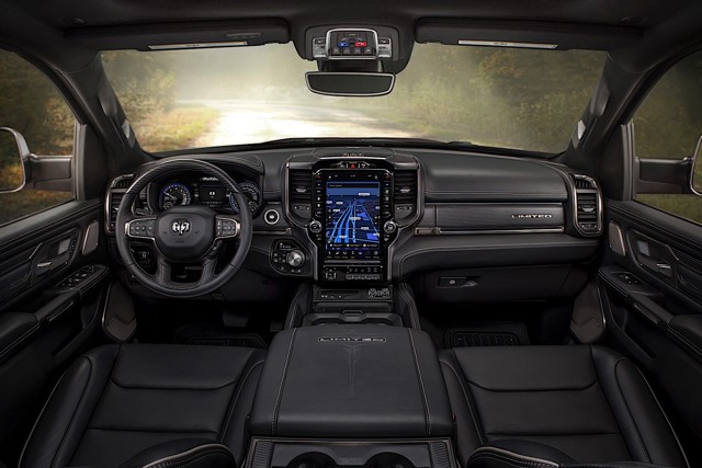 Ram Trucks 1500 photo 20