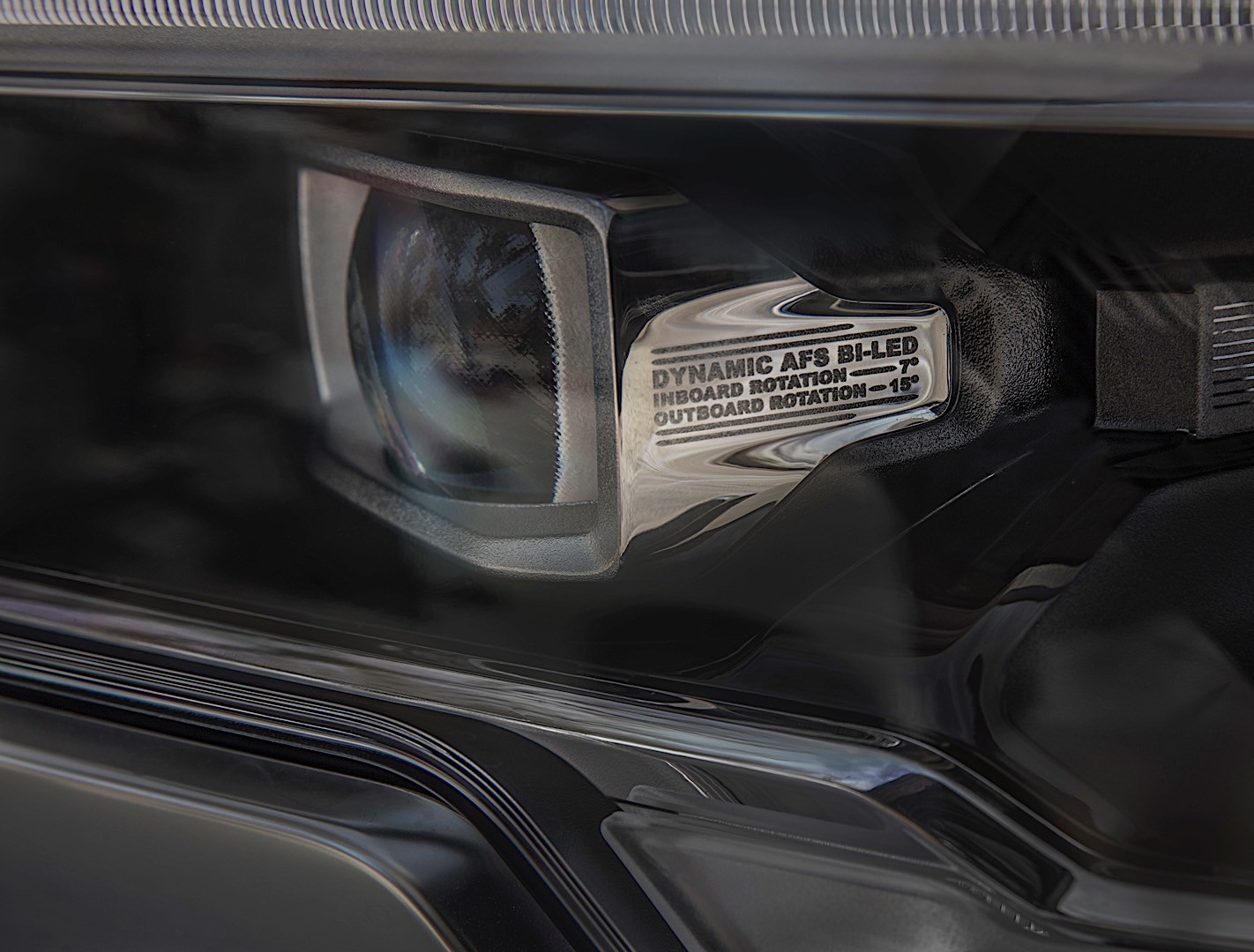 Ram Trucks 1500 photo 4