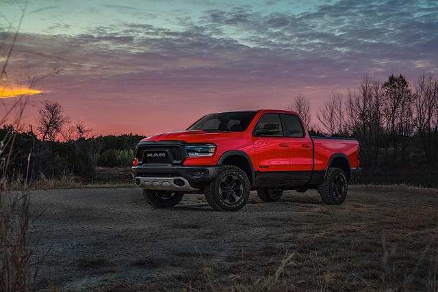 Ram Trucks 1500 photo 9