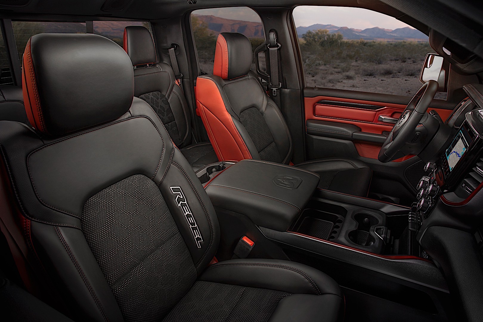 Ram Trucks 1500 photo 35