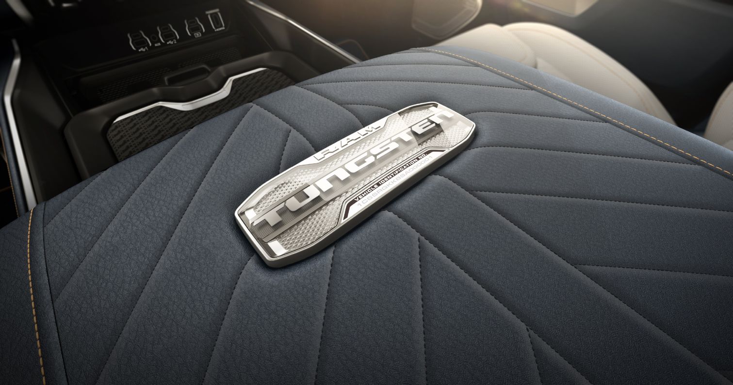 Ram Trucks 1500 photo 32