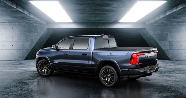 Ram Trucks 1500 photo 7