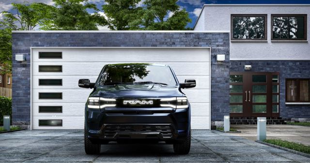 Ram Trucks 1500 photo 8