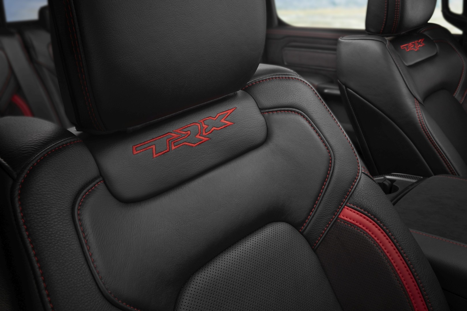 Ram Trucks 1500 photo 76