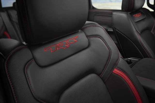Ram Trucks 1500 photo 76