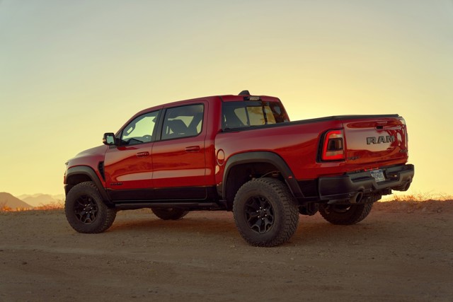 Ram Trucks 1500 photo 8