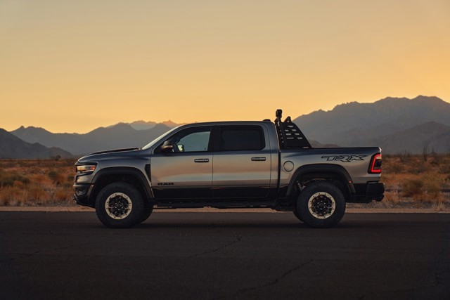 Ram Trucks 1500 photo 17