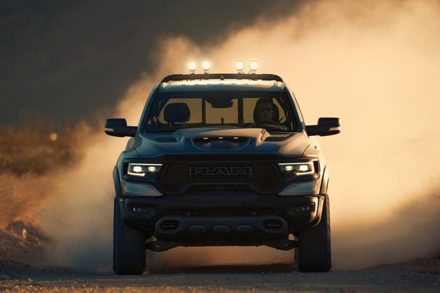 Ram Trucks 1500 photo 25