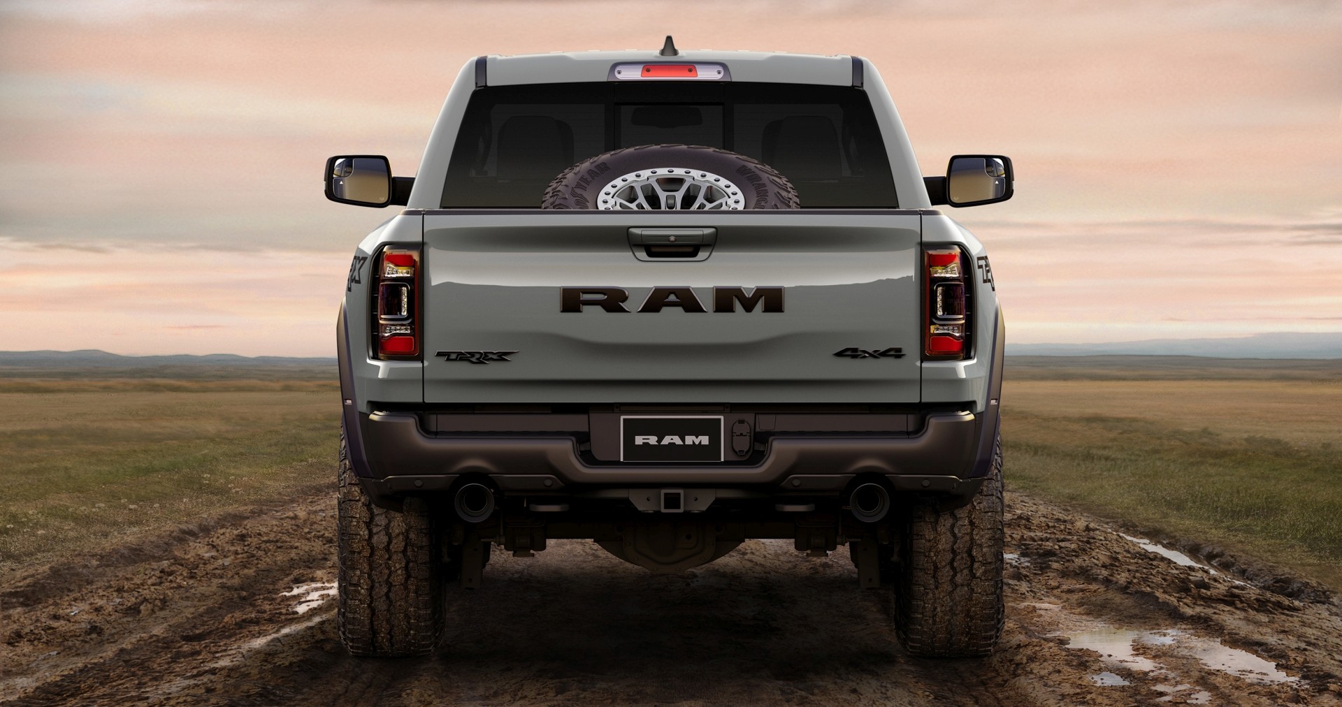 Ram Trucks 1500 photo 59