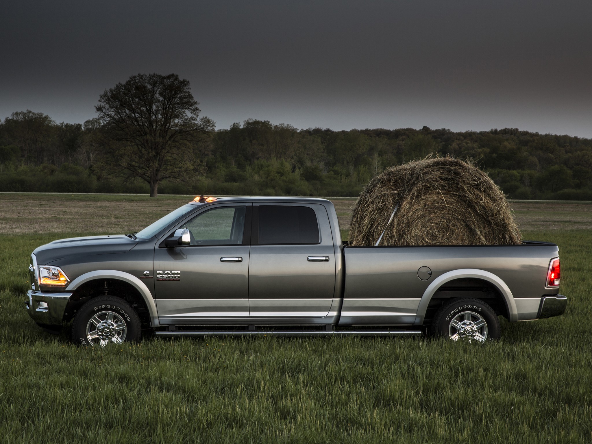 Ram Trucks 2500 photo 33