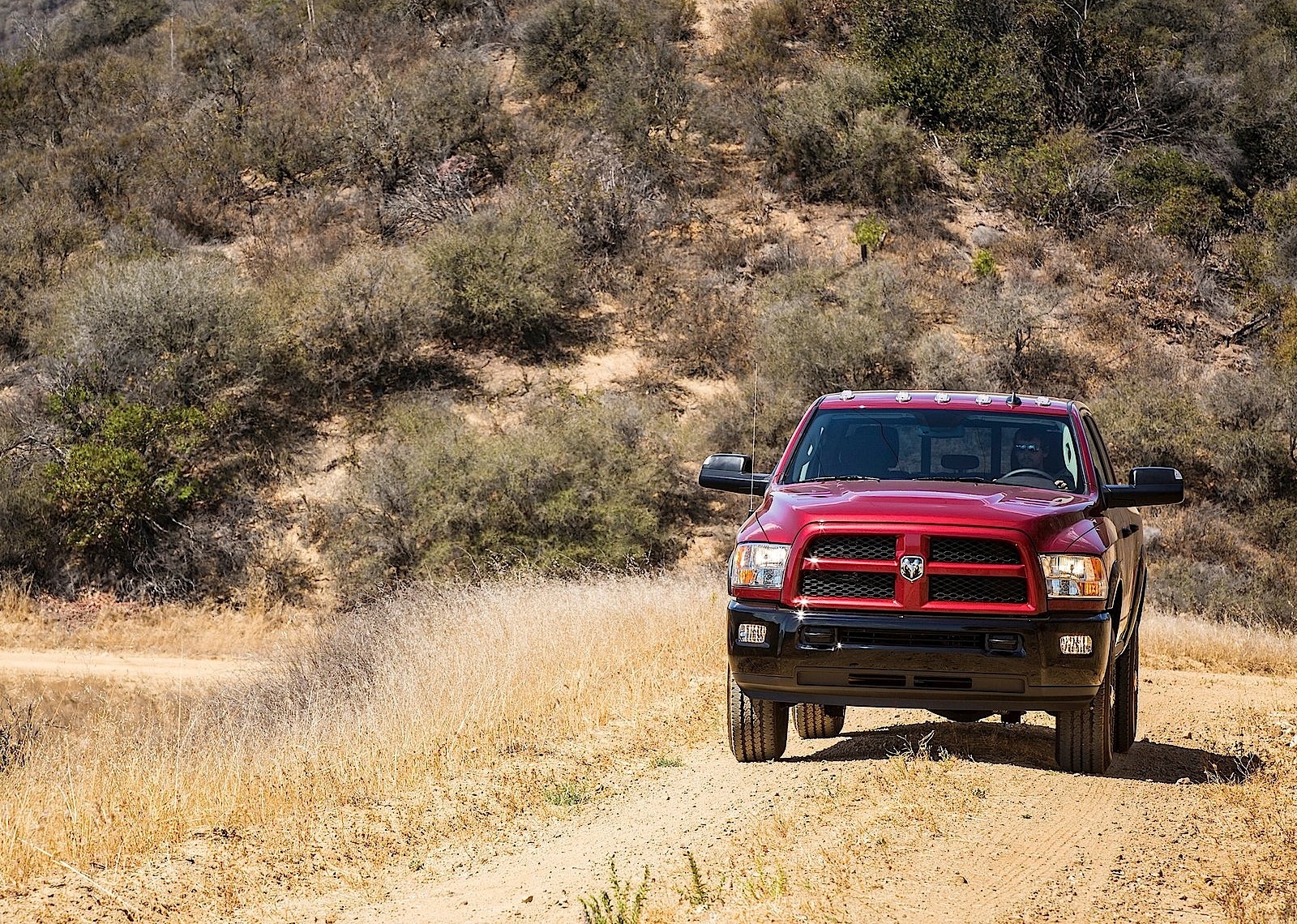 Ram Trucks 2500 photo 11