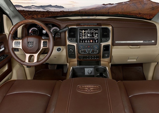 Ram Trucks 2500 photo 39