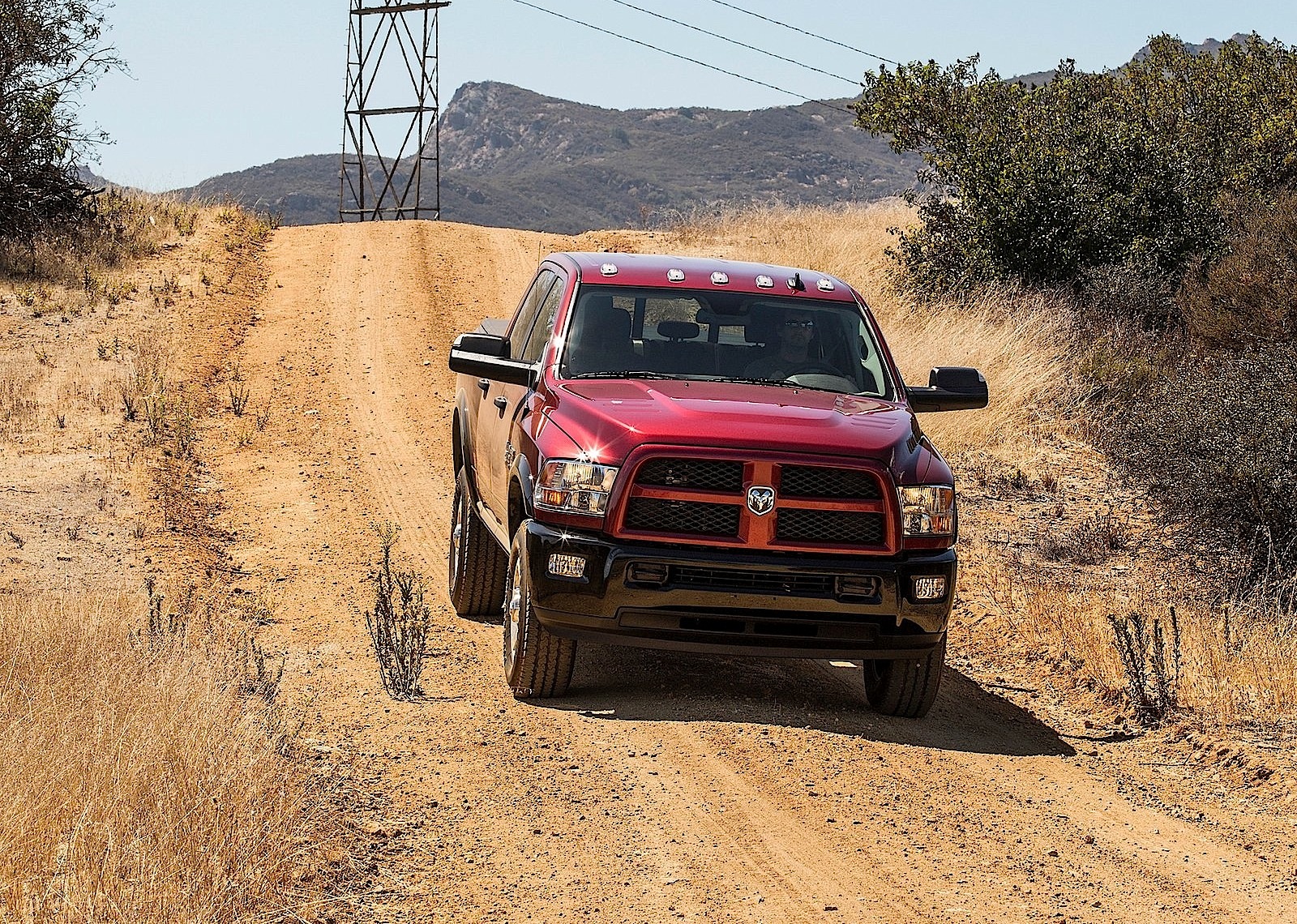 Ram Trucks 2500 photo 23