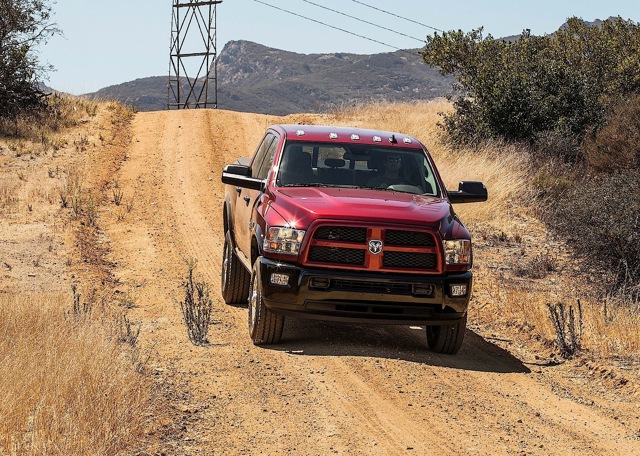 Ram Trucks 2500 photo 23