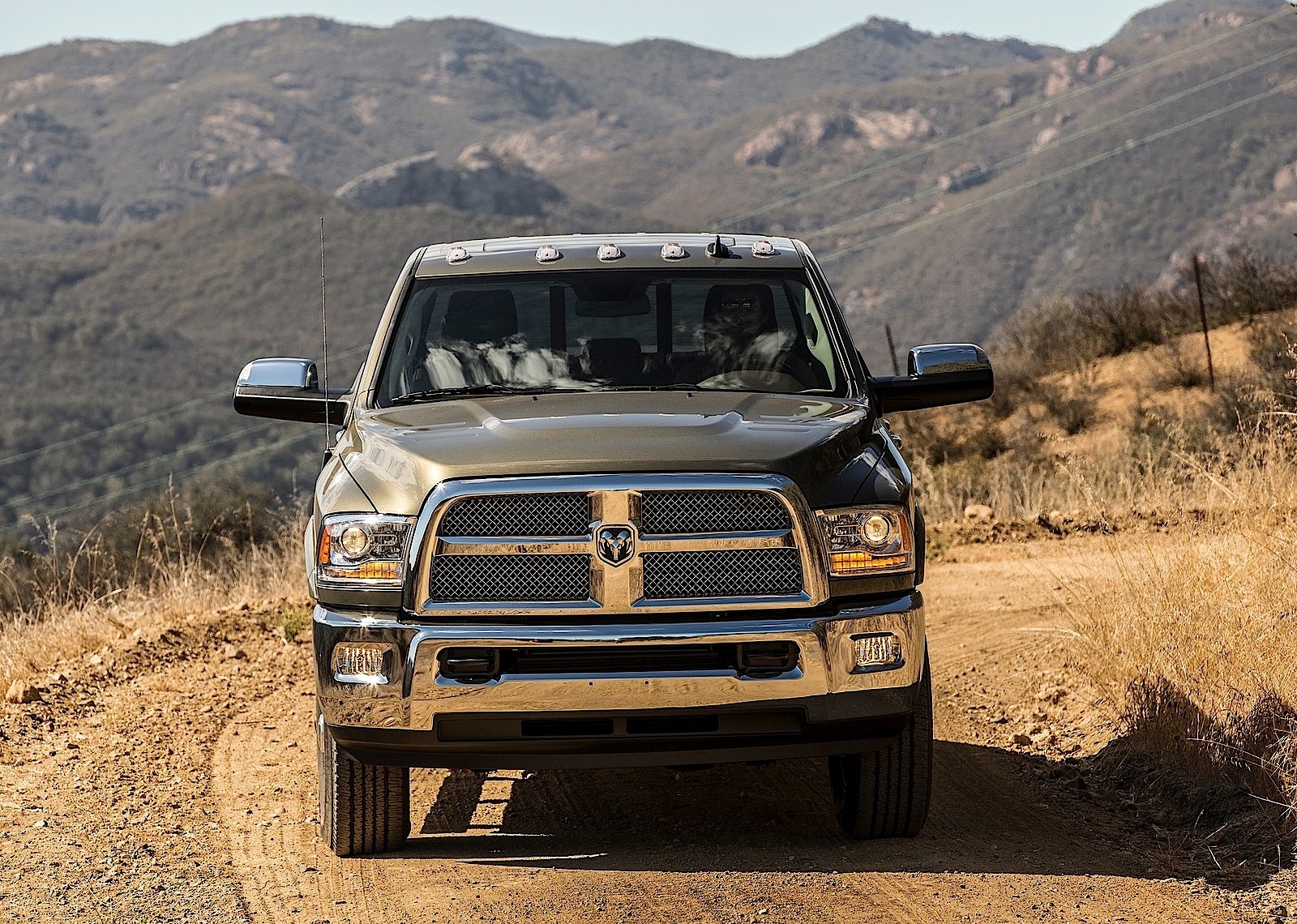 Ram Trucks 2500 photo 29