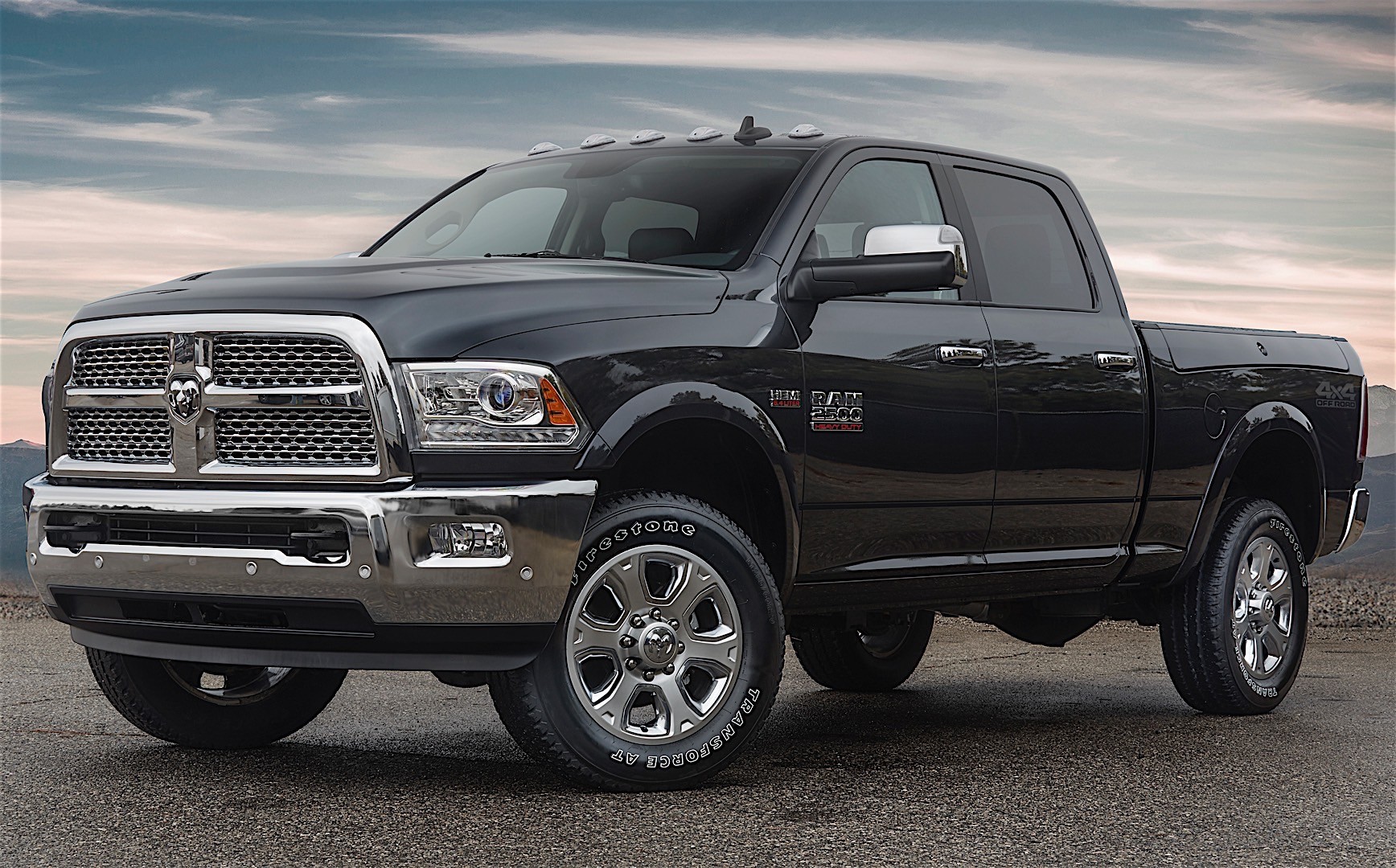 Ram Trucks 2500 photo 11