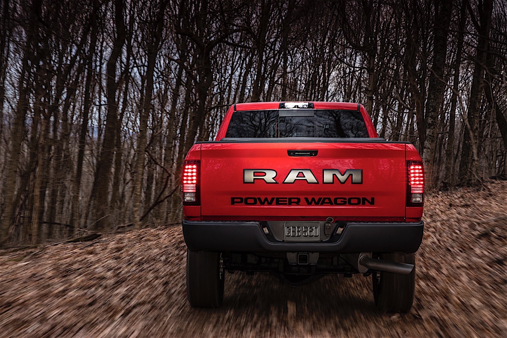 Ram Trucks 2500 photo 14