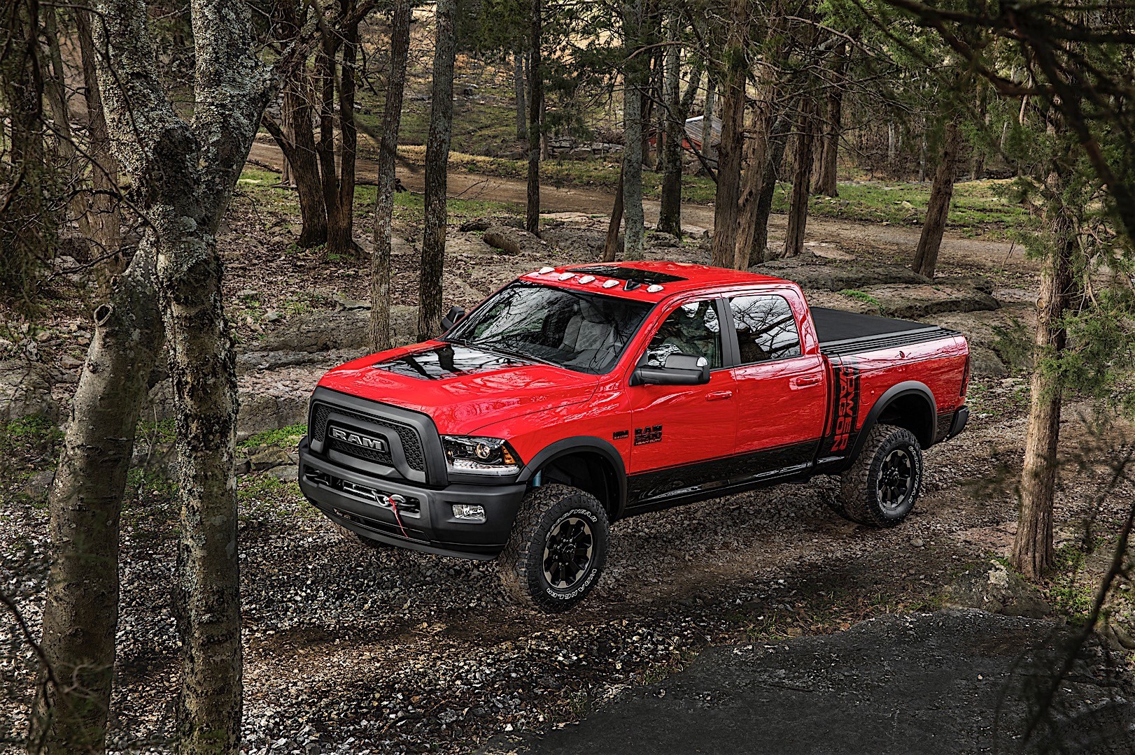 Ram Trucks 2500 photo 18