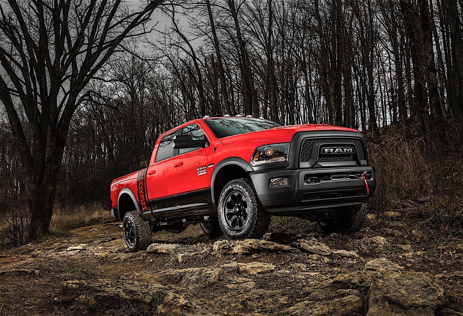Ram Trucks 2500 photo 20