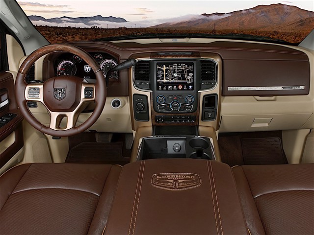 Ram Trucks 3500 foto 31