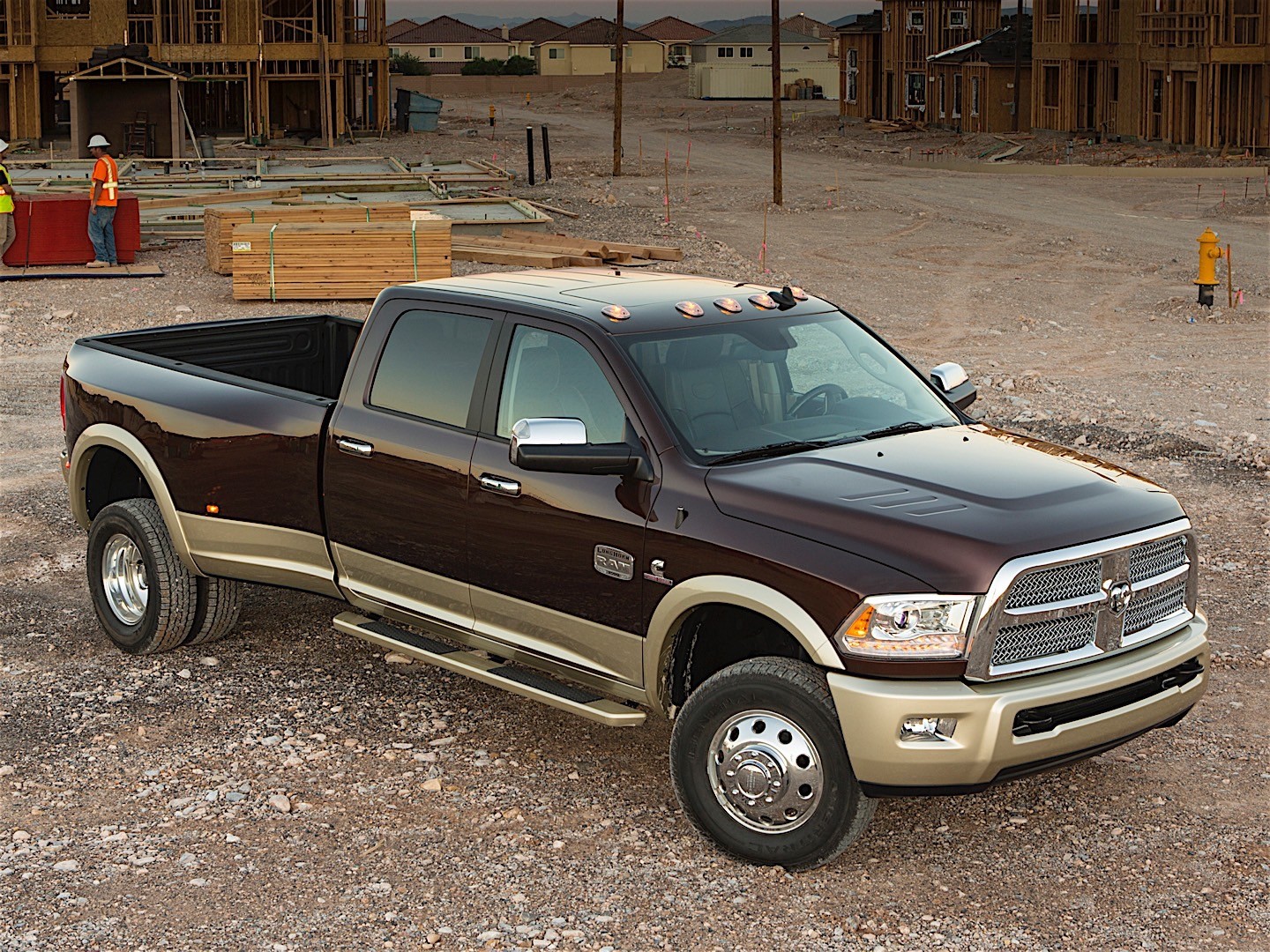 Ram Trucks 3500 photo 12
