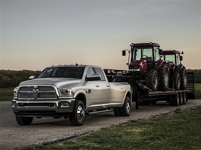 Ram Trucks 3500 foto 23