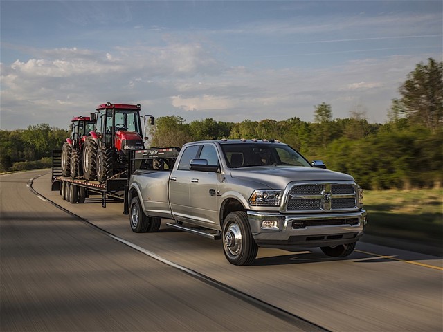 Ram Trucks 3500 foto 28