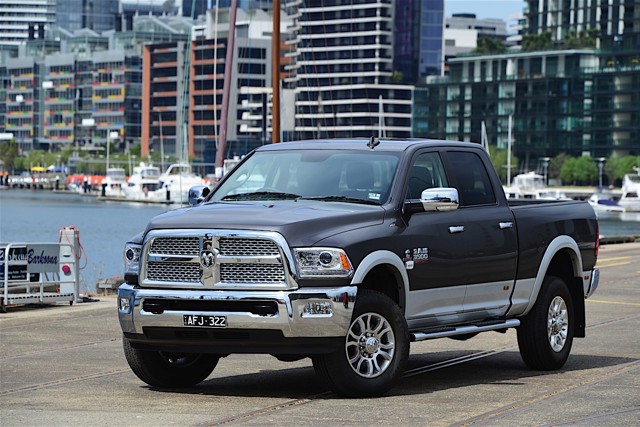 Ram Trucks 3500 foto 3