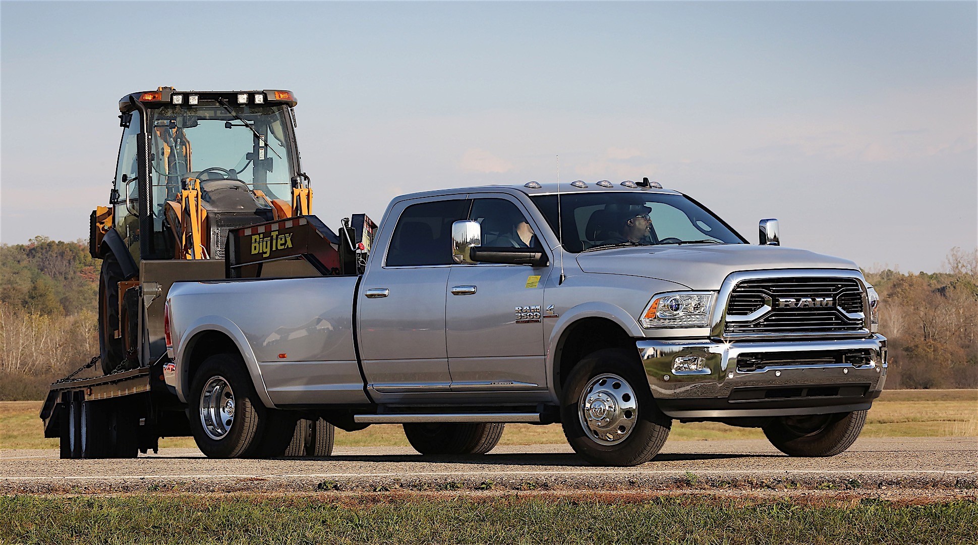 Ram Trucks 3500 photo 4