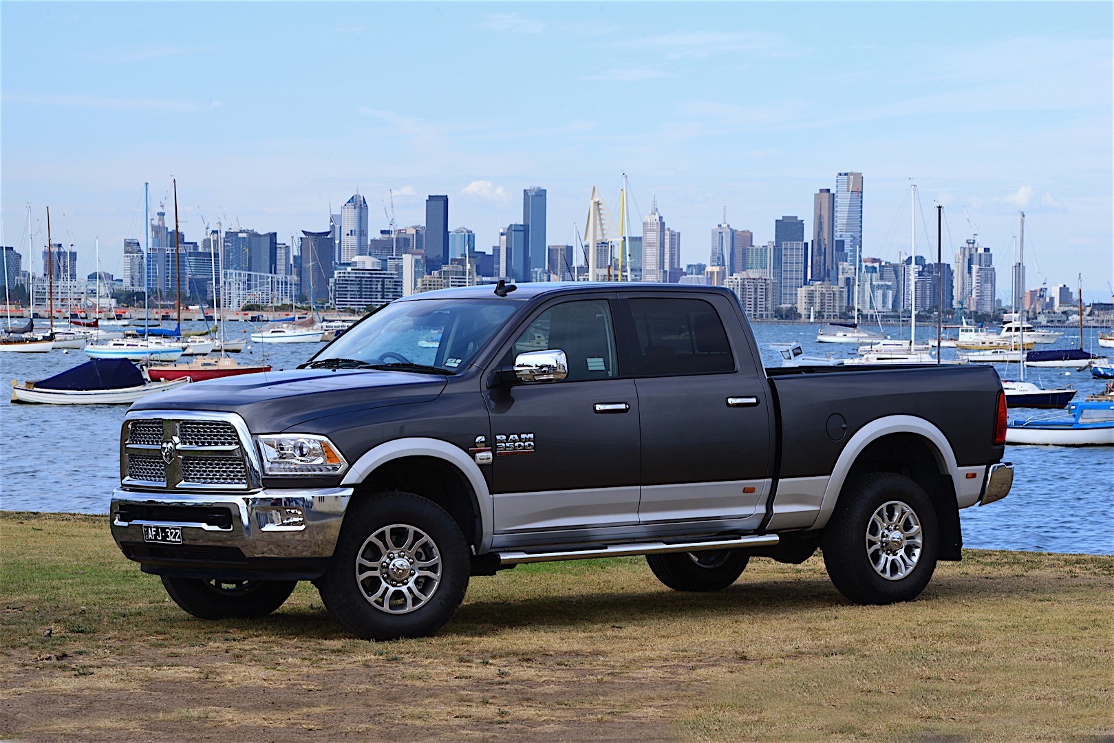 Ram Trucks 3500 photo 6