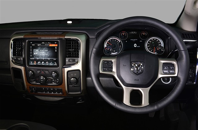 Ram Trucks 3500 foto 9