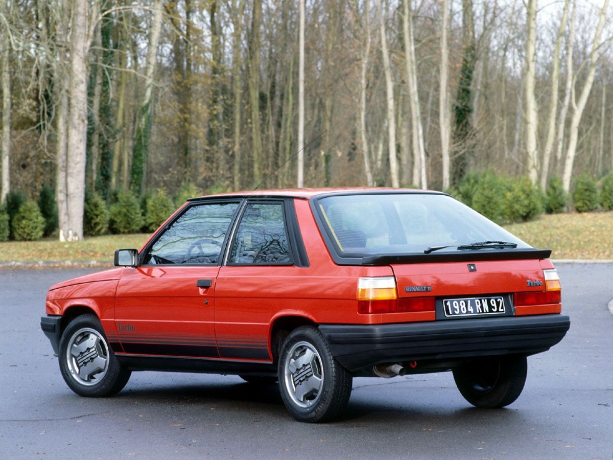 Renault RENAULT 11 5 door 1.4L 4MT FWD (68 HP)