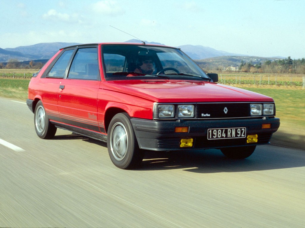 Renault 11 photo 2