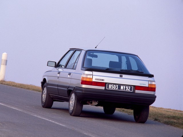 Renault 11 photo 3