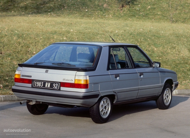 RENAULT 11