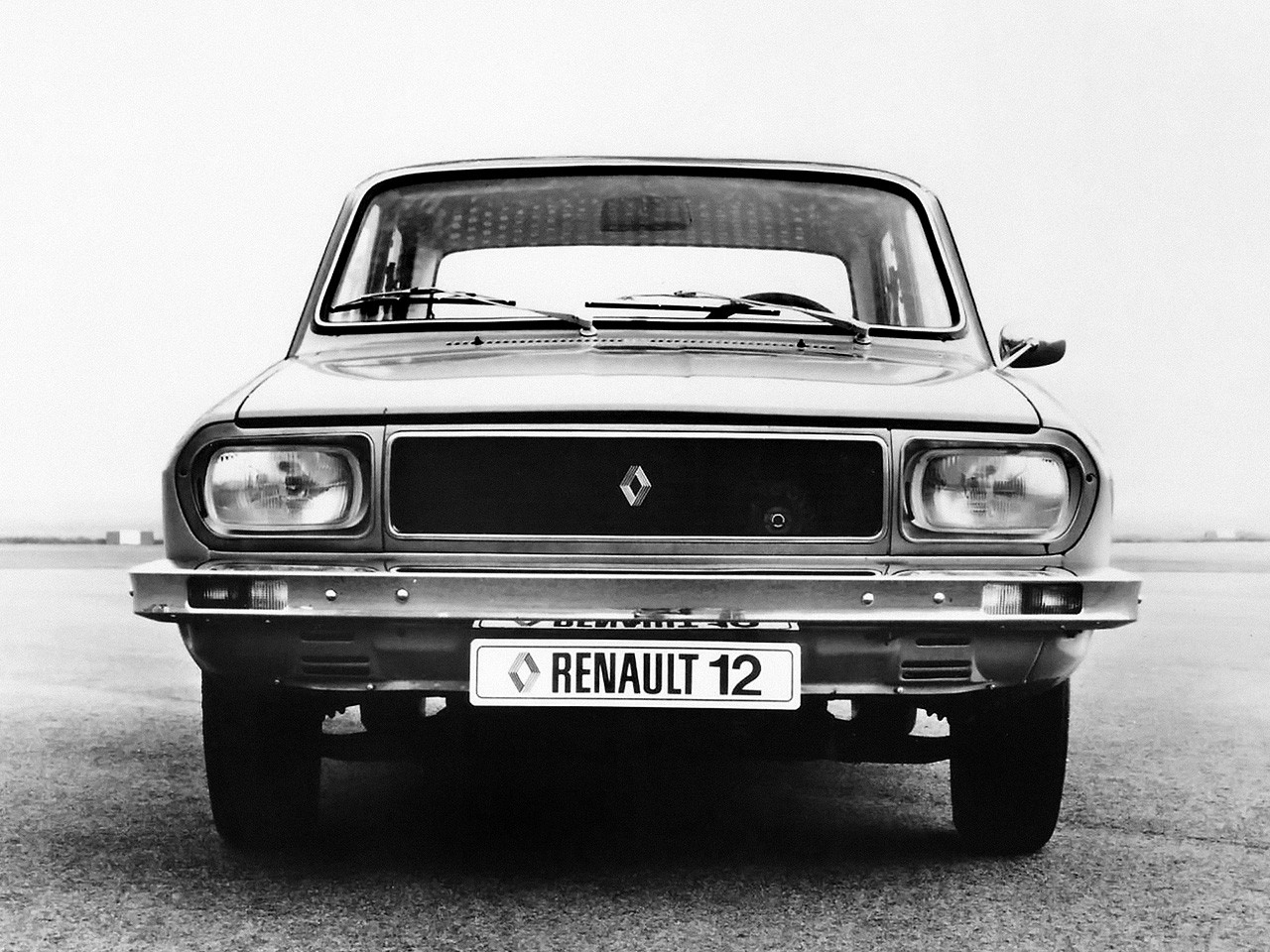 Renault 12 photo 8
