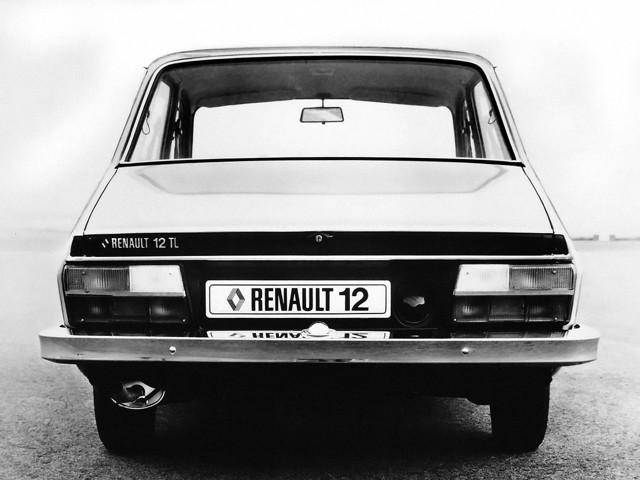 Renault 12 photo 9