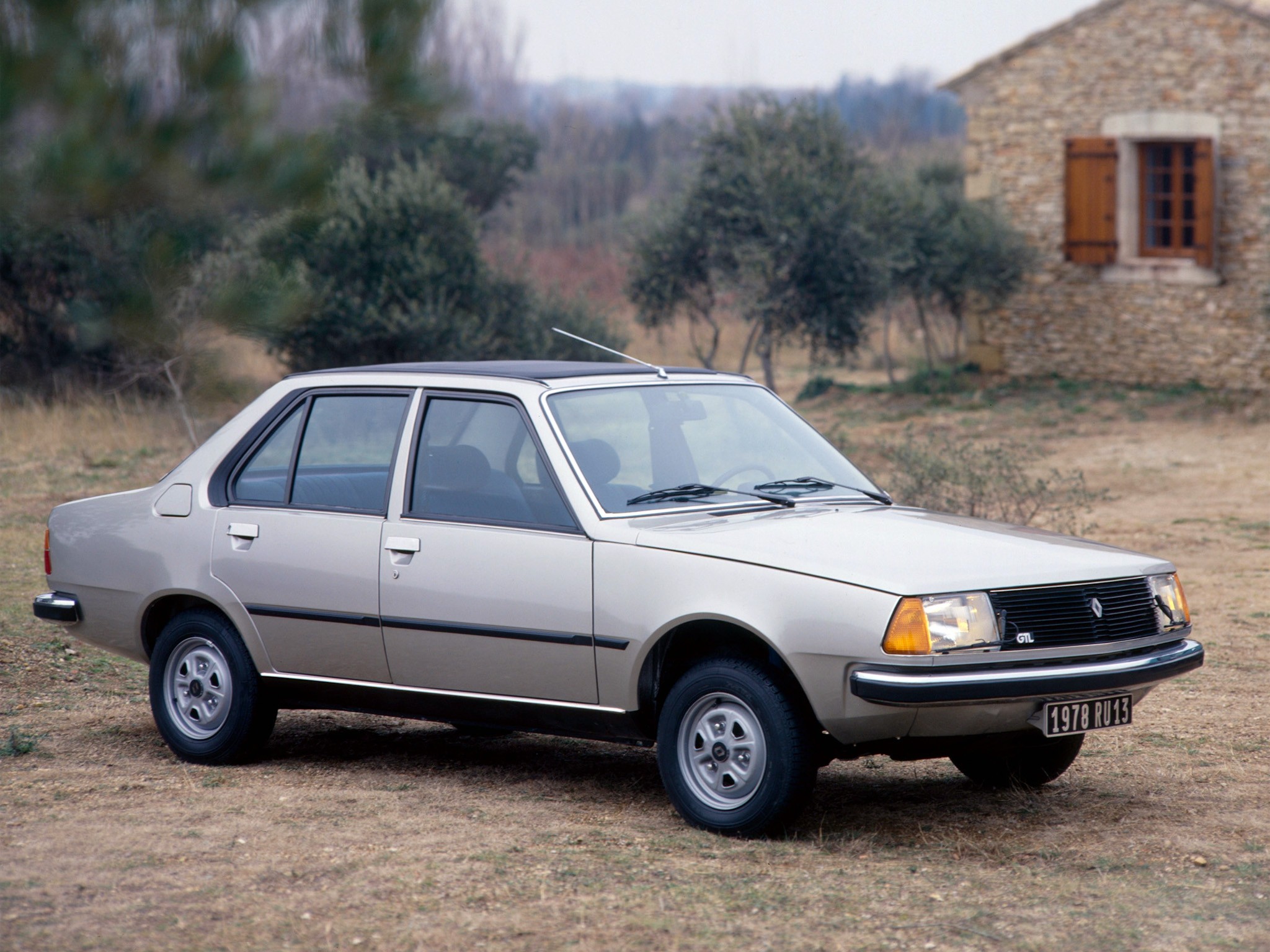 Renault 18 photo 9