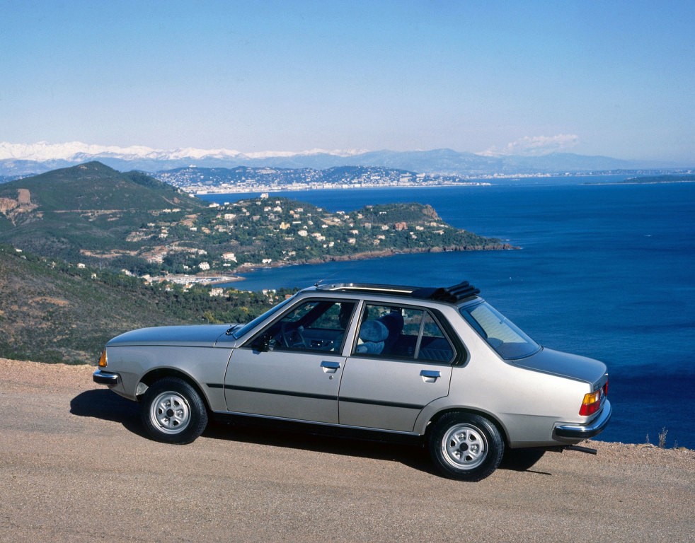 Renault 18 photo 11