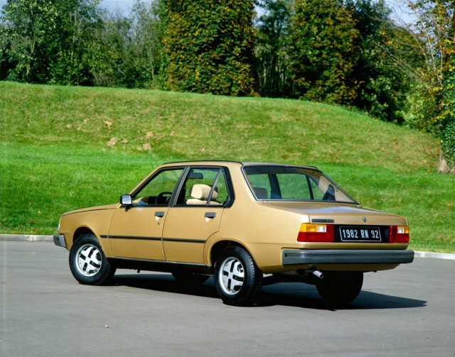 Renault 18 photo 16