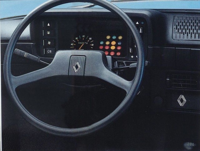 Renault 18 photo 11