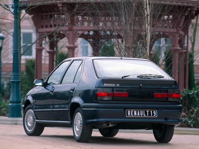 Renault 19 foto 4