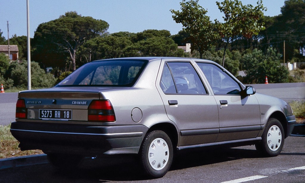 Renault 19 photo 14