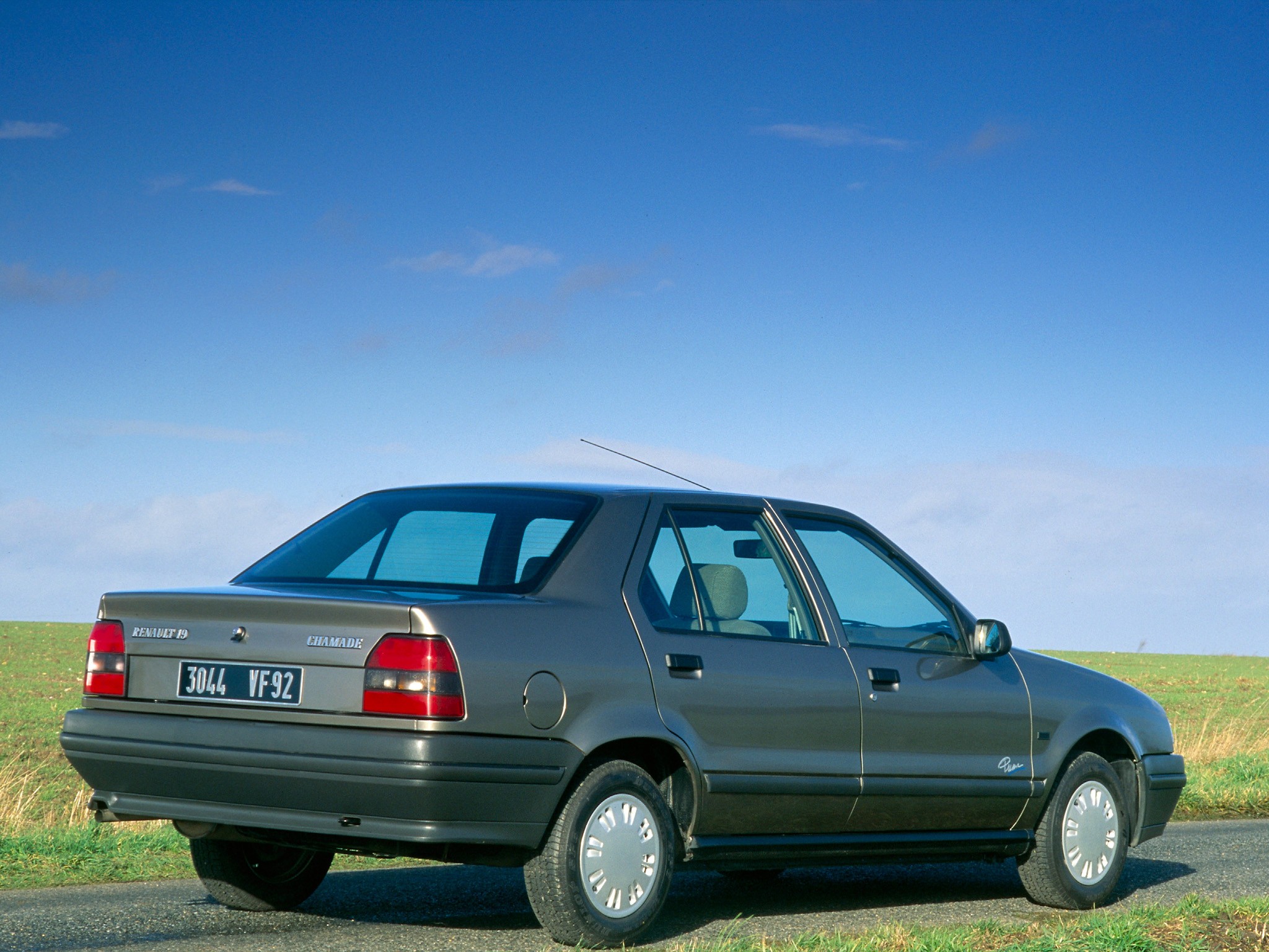Renault 19 photo 4